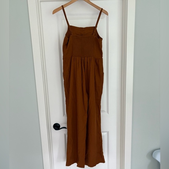 NWT Old Navy Linen Blend Faux Button Front Wide Leg Jumpsuit Small Tall - Picture 6 of 9